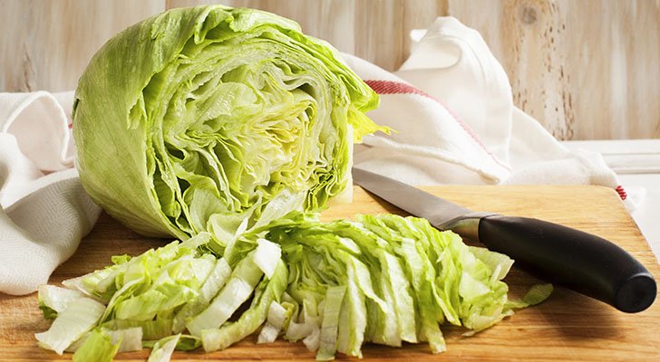 Gemüse wie Eisbergsalat ist der gesündeste Teil vom Döner Gemüse wie Eisbergsalat ist der gesündeste Teil vom Döner